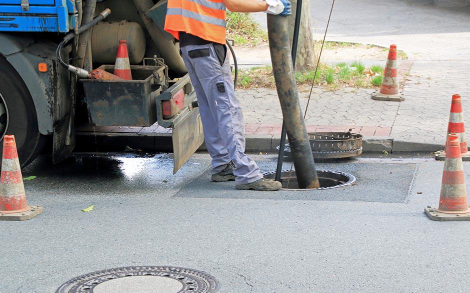 comment déboucher un wc bouché Chartronges